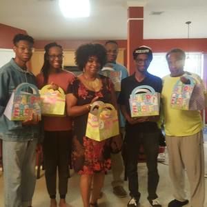 Meet your Posher, Vickie